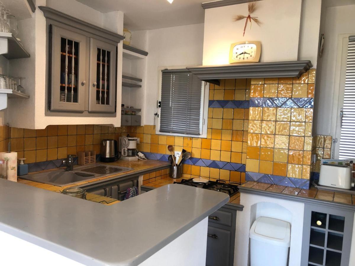 Appartement 60M2 - 2 Chambres A Une Minute Des Plages, Parking Prive Sausset-les-Pins Luaran gambar