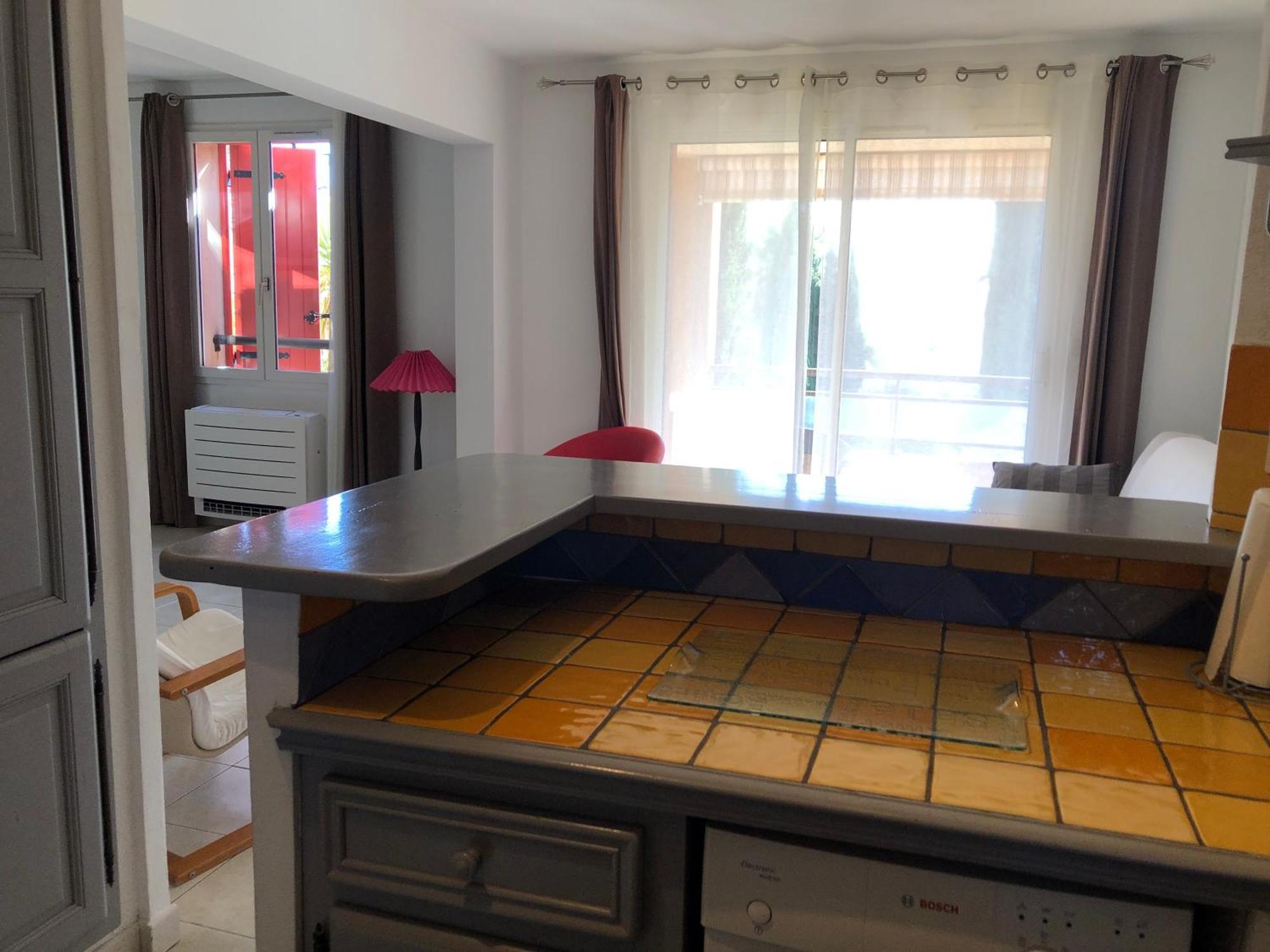 Appartement 60M2 - 2 Chambres A Une Minute Des Plages, Parking Prive Sausset-les-Pins Luaran gambar