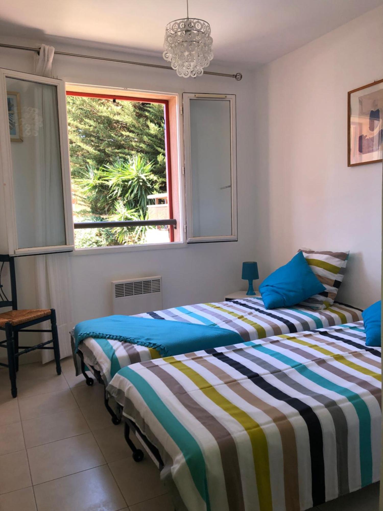 Appartement 60M2 - 2 Chambres A Une Minute Des Plages, Parking Prive Sausset-les-Pins Luaran gambar